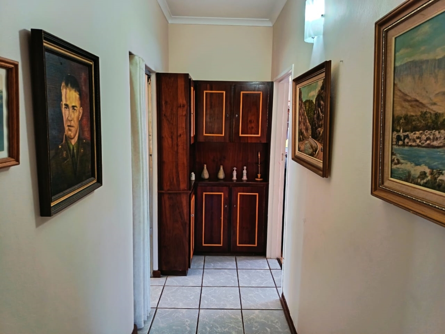 3 Bedroom Property for Sale in Albertinia Western Cape